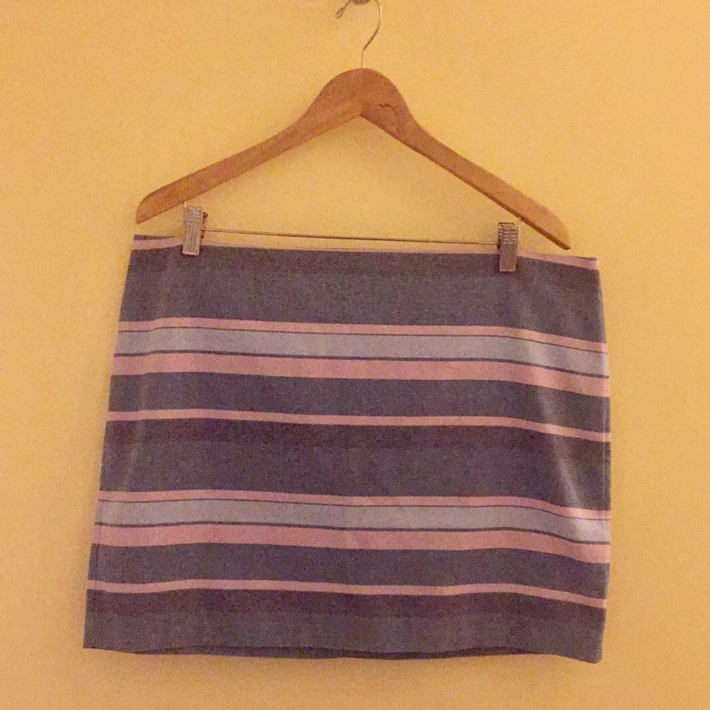 Gap miniskirt size 14